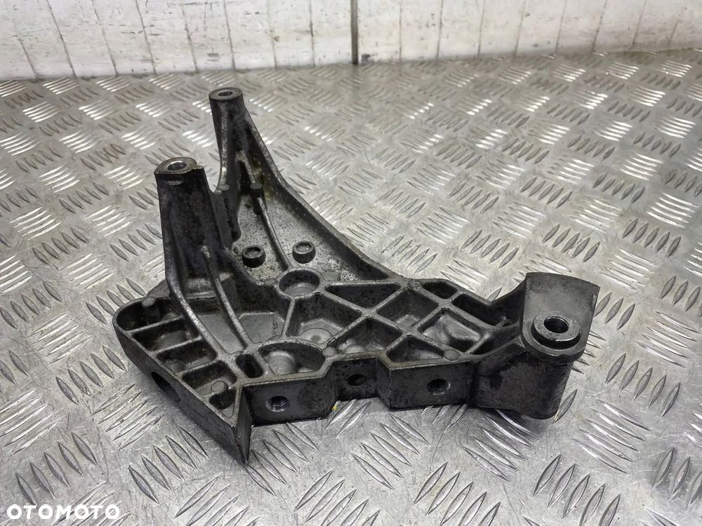 ŁAPA WSPORNIK SILNIKA VW PASSAT B6 AUDI A3 E0S 2.0 TDI 2003-2015 03G199207E - 11