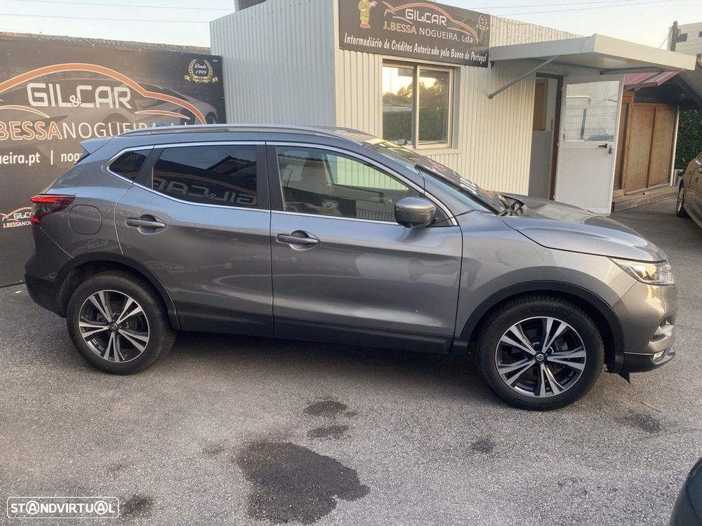 Nissan Qashqai 1.5 dCi N-Connecta DCT - 5