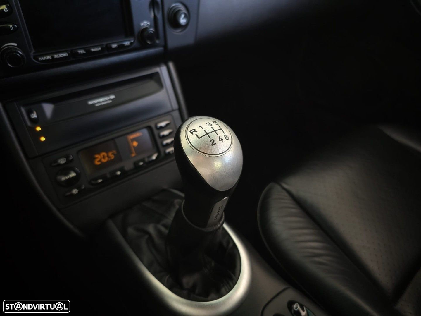 Porsche 911 (996) Turbo - 34