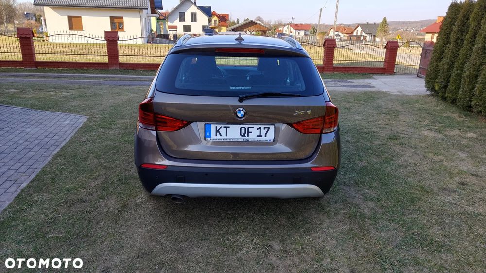 BMW X1 sDrive18d xLine - 6