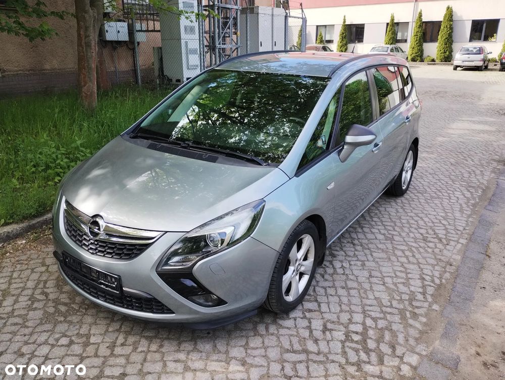 Opel Zafira - 2