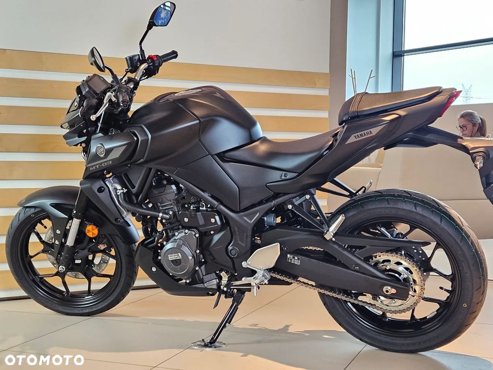 Yamaha MT - 6