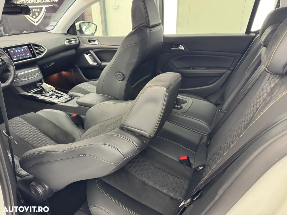 Peugeot 308 PureTech 130 EAT8 Allure Pack - 4