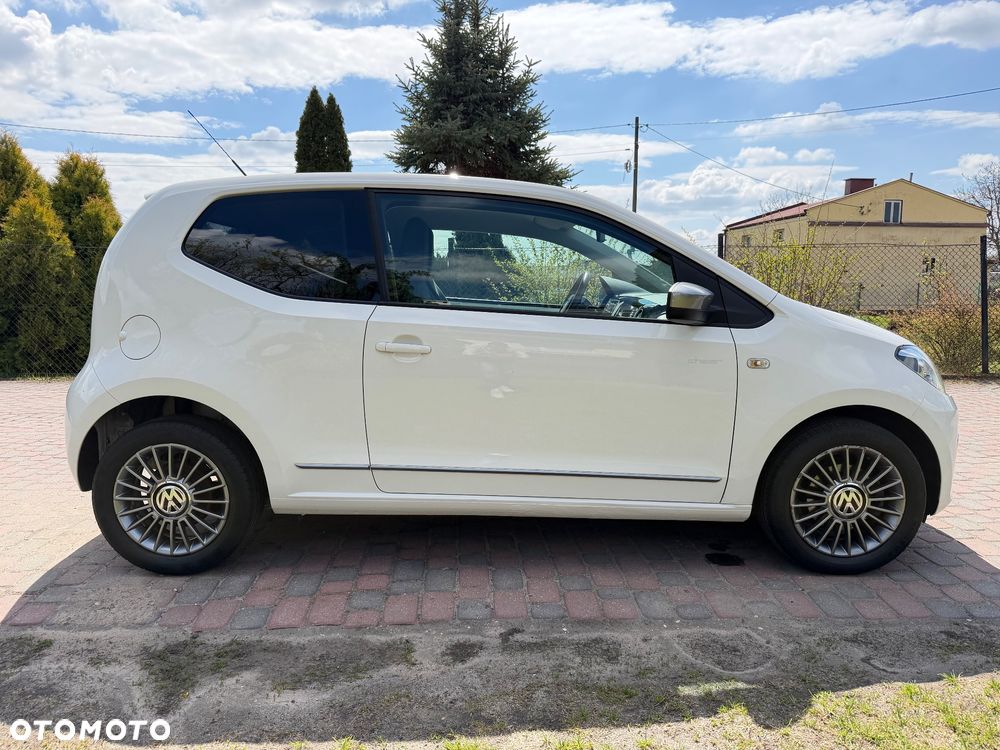 Volkswagen up! cheer - 20