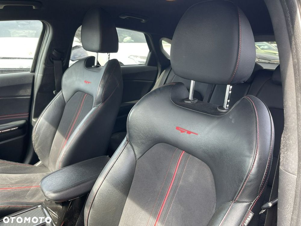Kia ProCeed 1.6 T-GDI GT DCT - 12