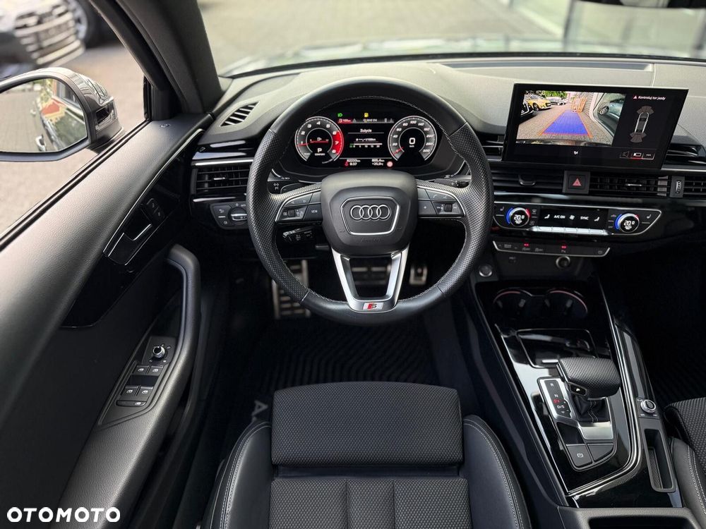 Audi A4 Limousine - 22