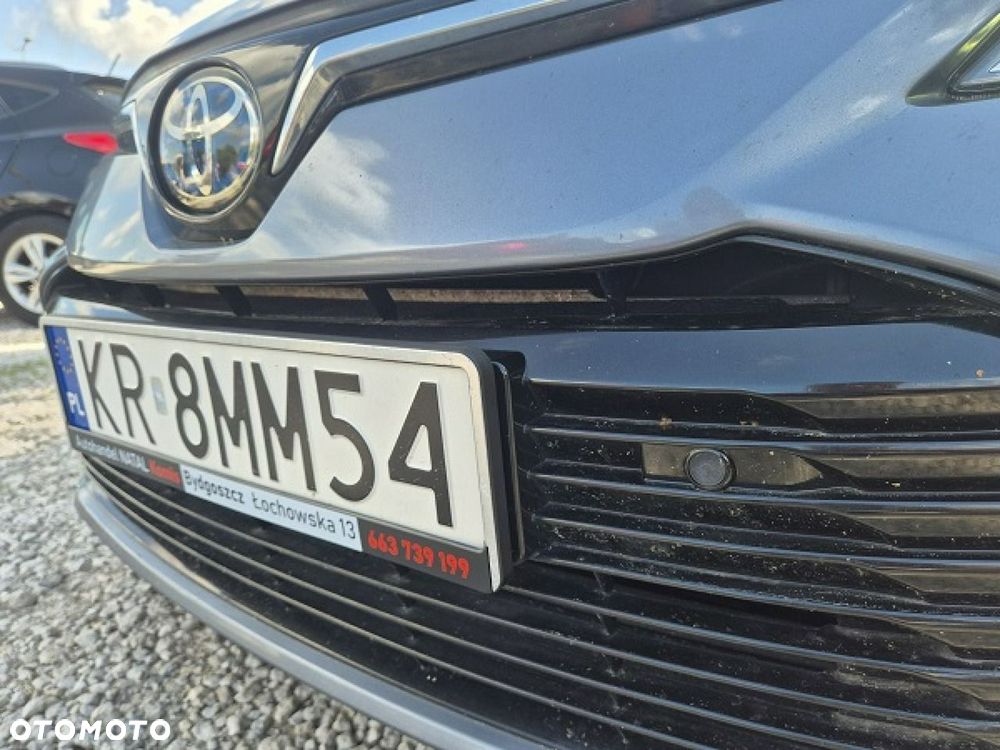 Toyota Corolla - 10