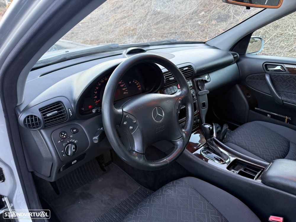 Mercedes-Benz C 220 - 15