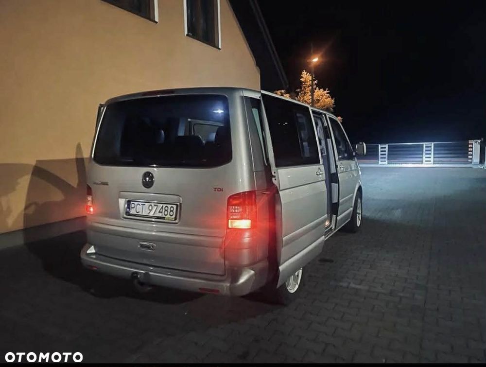 Volkswagen Multivan - 3