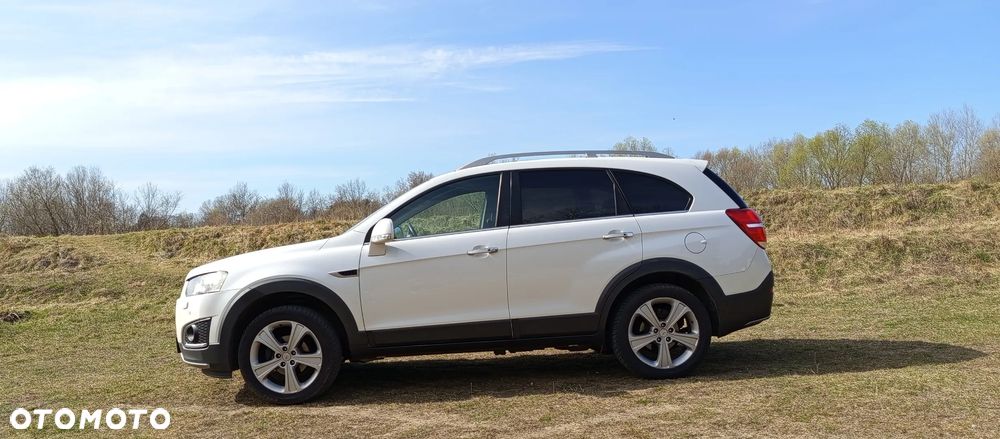 Chevrolet Captiva 2.2 D LTZ - 20