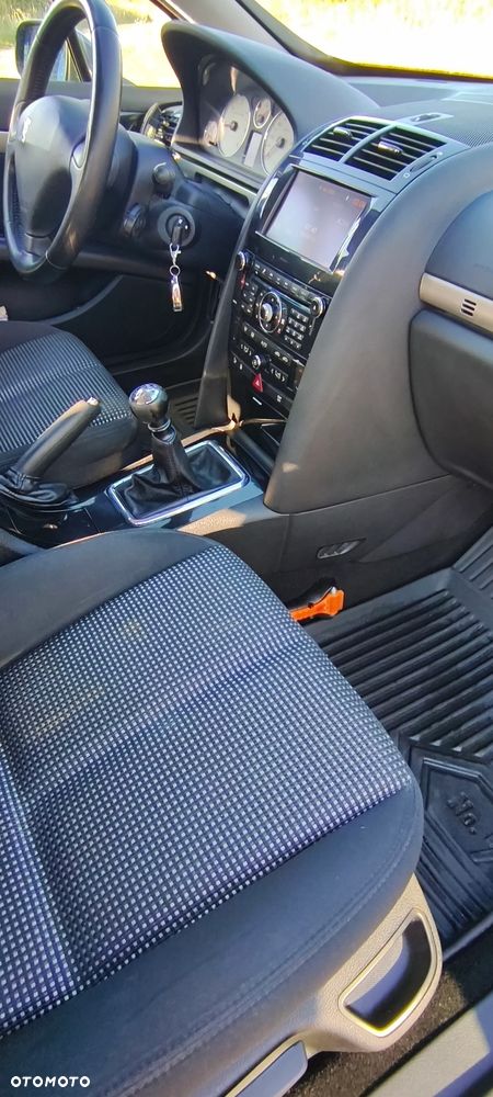 Peugeot 407 - 37