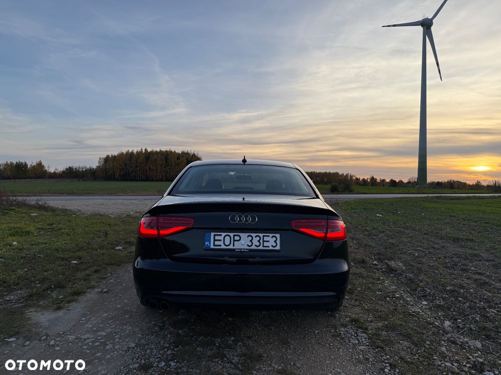 Audi A4 - 4