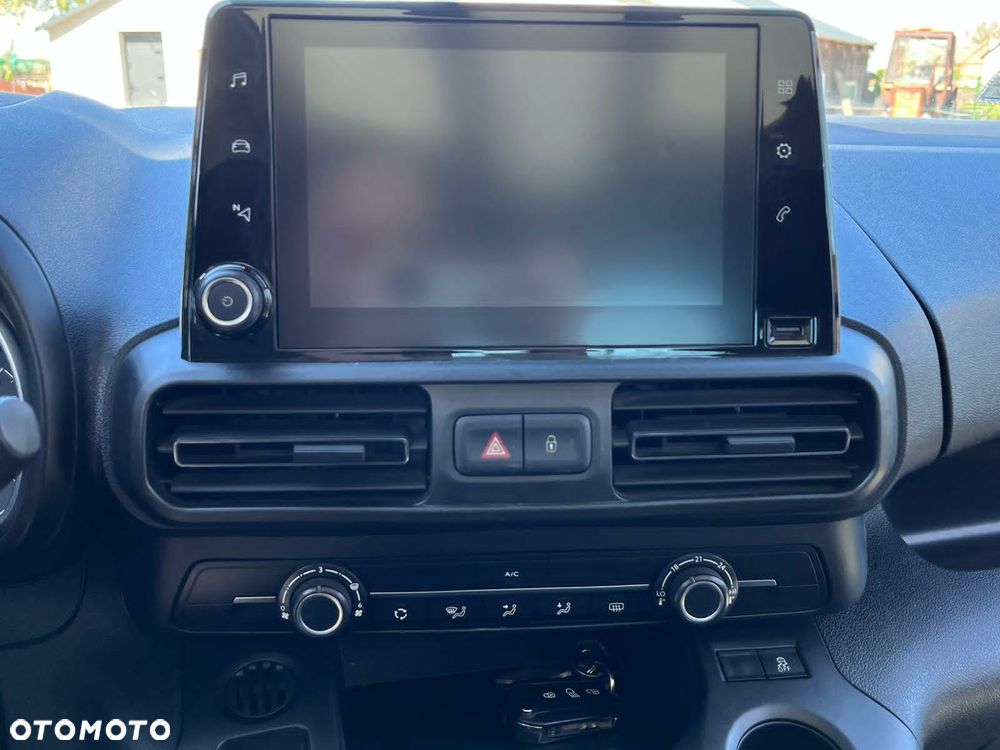 Opel Combo 1.5 CDTI Essentia S&S - 23