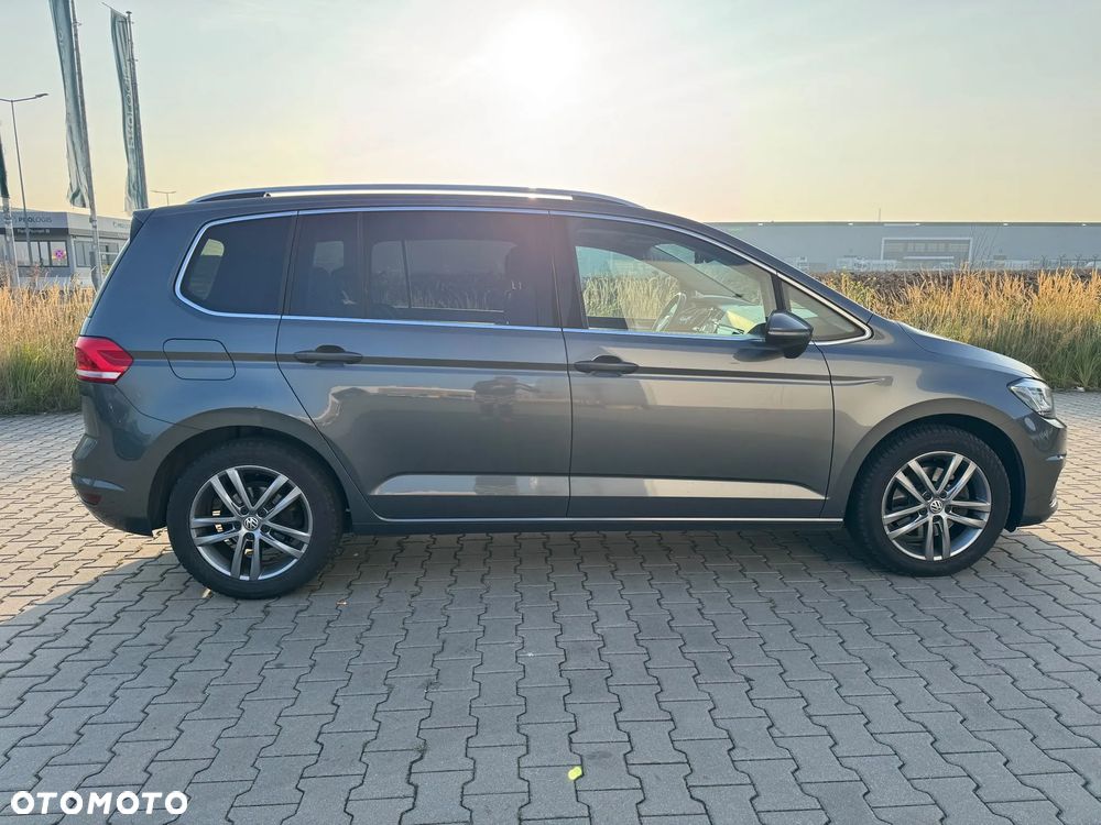 Volkswagen Touran 1.5 TSI EVO Highline DSG - 5