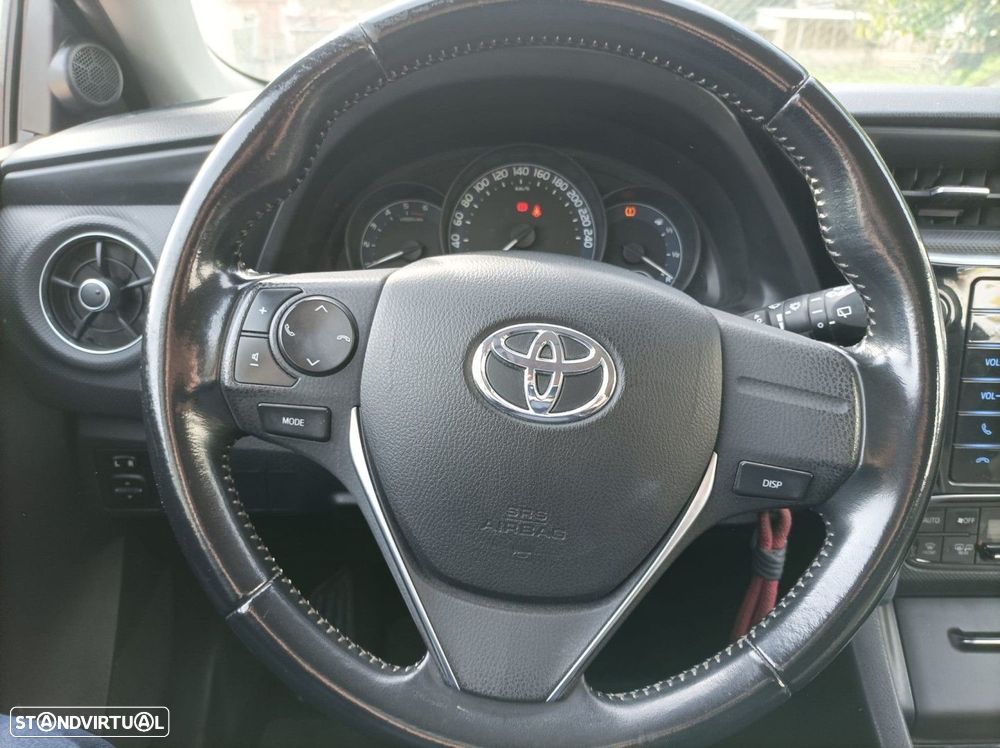 Toyota Auris 1.4 D-4D Comfort - 8