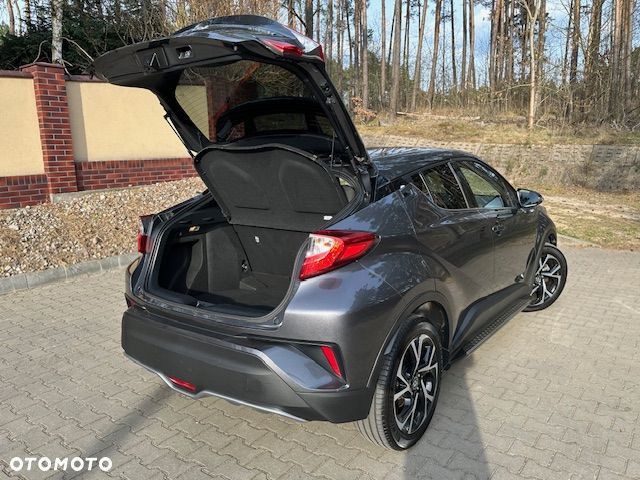 Toyota C-HR Lounge - 24