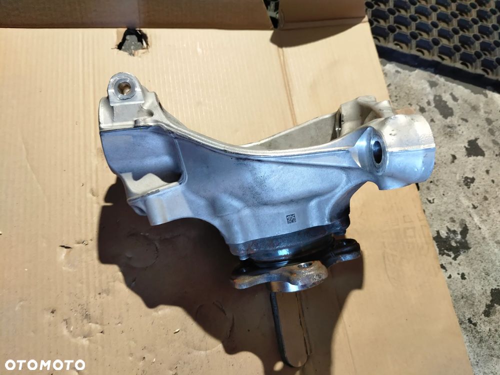 Zwrotnica prawa BMW G20/G21 xdrive - 7