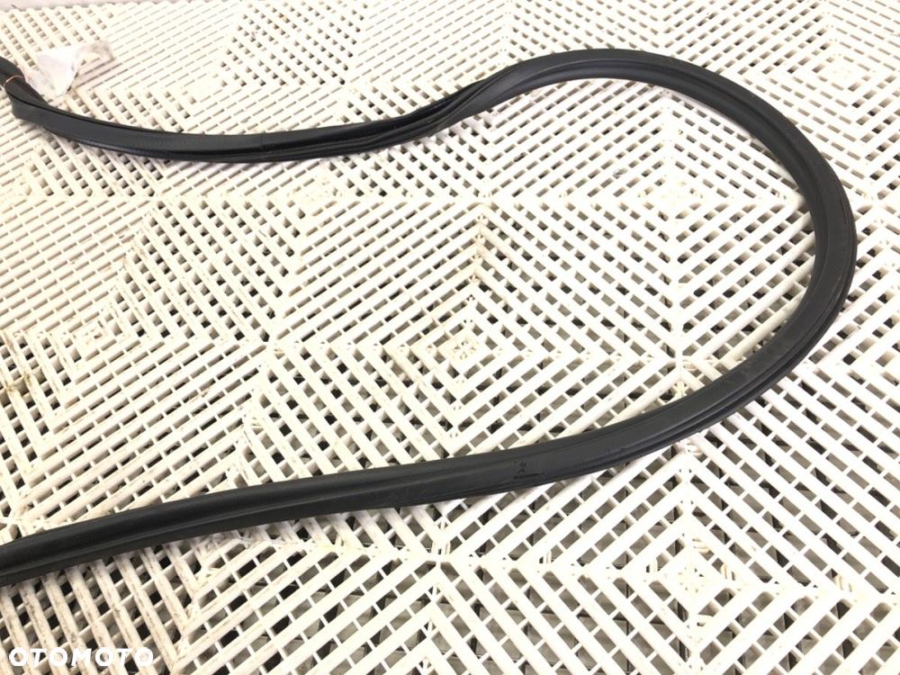 USZCZELKA DRZWI PRZÓD LEWA  AUDI Q7 (4MB, 4MG) 2015 - 2022 3.0 TDI quattro 200 kW [272 KM] olej - 2