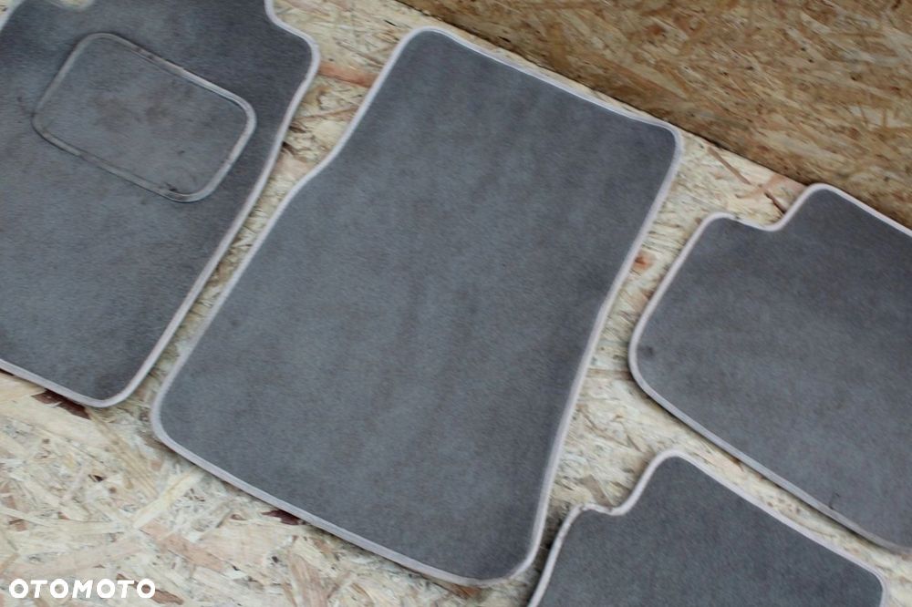 Dywaniki welurowe LEXUS GS II mk2 jasne komplet - 4