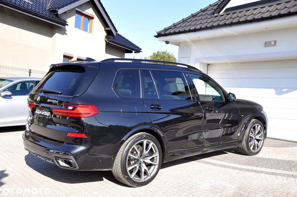 BMW X7 - 7