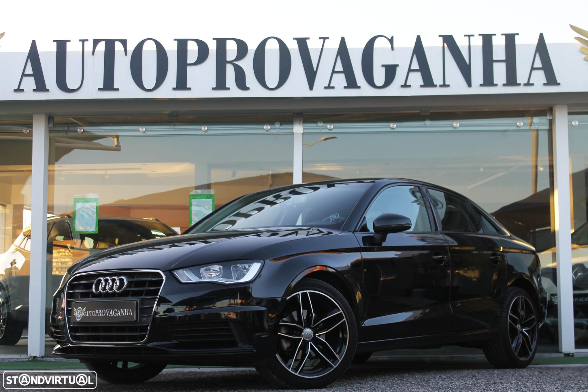 Audi A3 Limousine 1.6 TDI Sport - 2