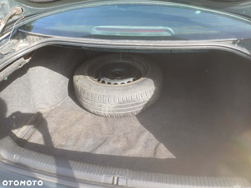 Volkswagen Passat - 7