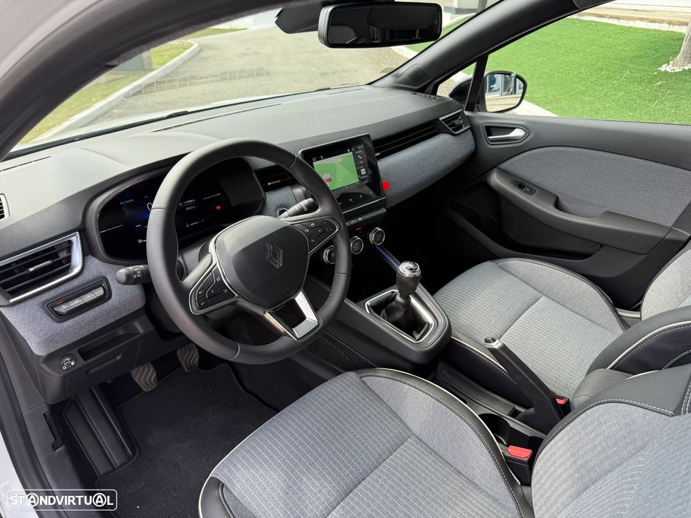 Renault Clio 1.0 TCe Techno Bi-Fuel - 15