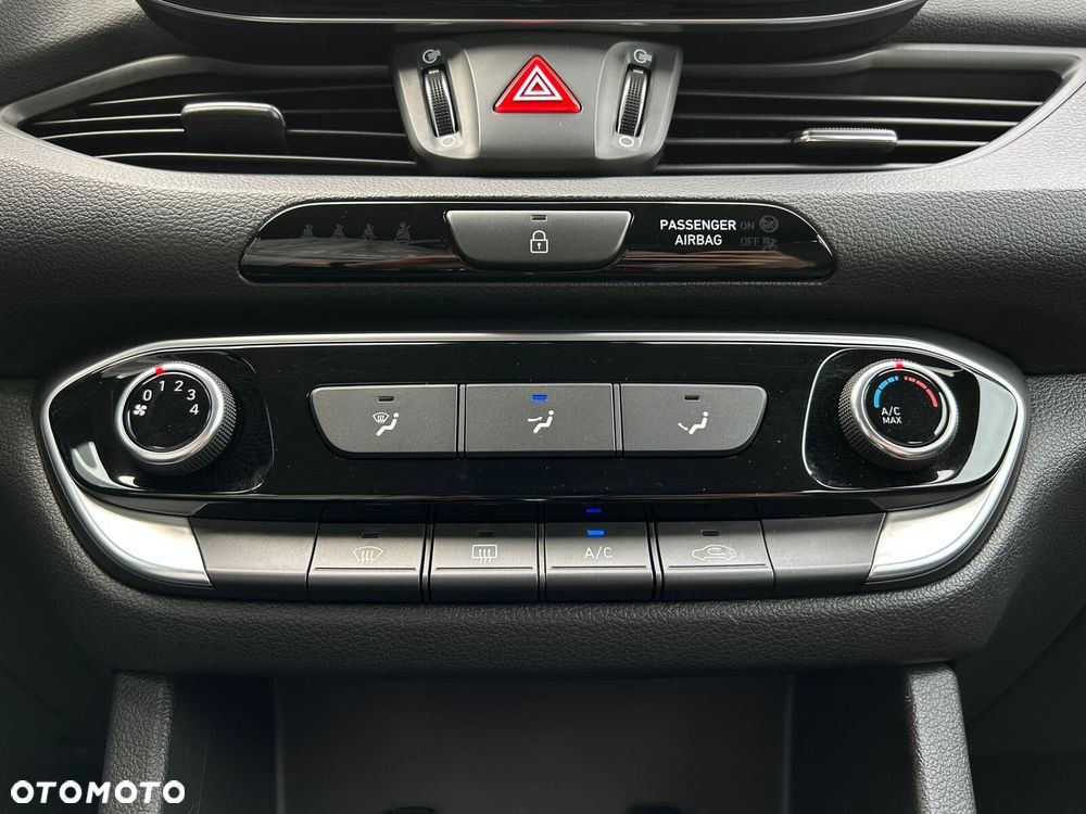 Hyundai i30 1.0 T-GDI Modern - 32