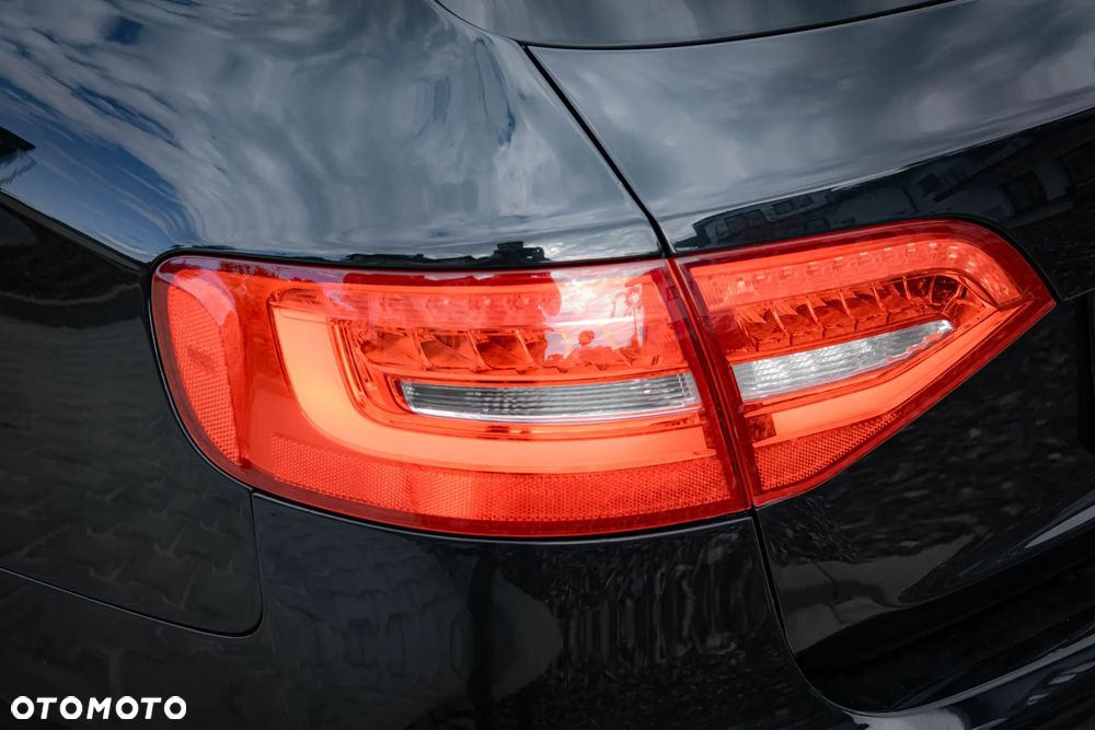 Audi A4 Avant 2.0 TDI ultra - 13