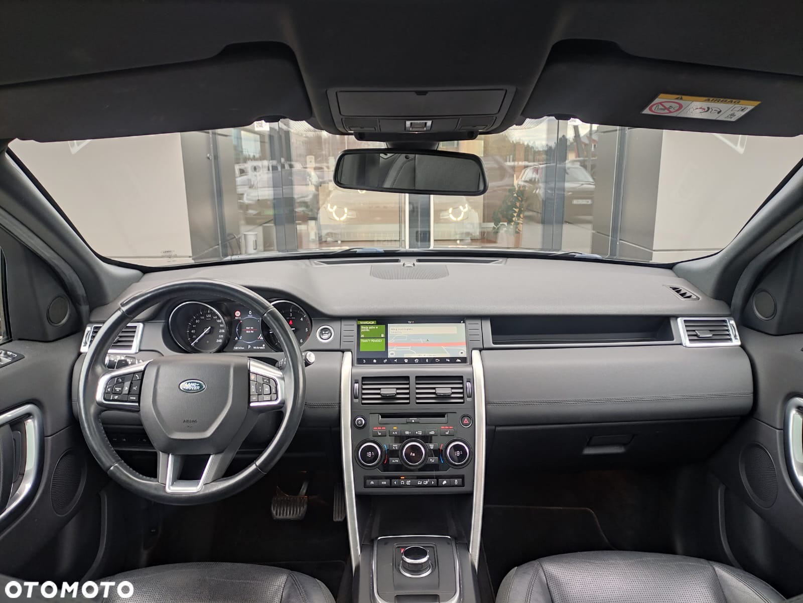 Land Rover Discovery Sport 2.0 D180 R-Dynamic HSE - 13