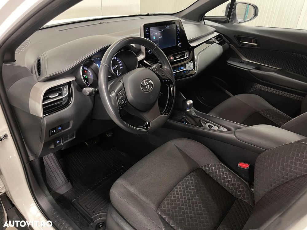 Toyota C-HR 1.8 HSD 122 CP 4x2 CVT Core - 6