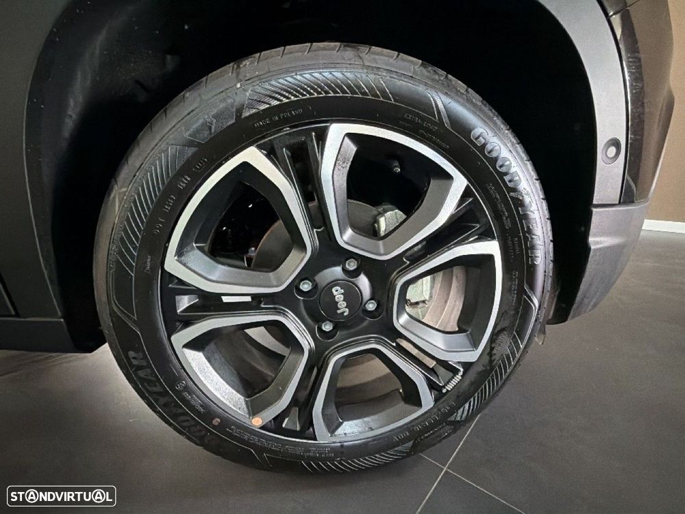 Jeep Avenger 1.2 TG Altitude - 4