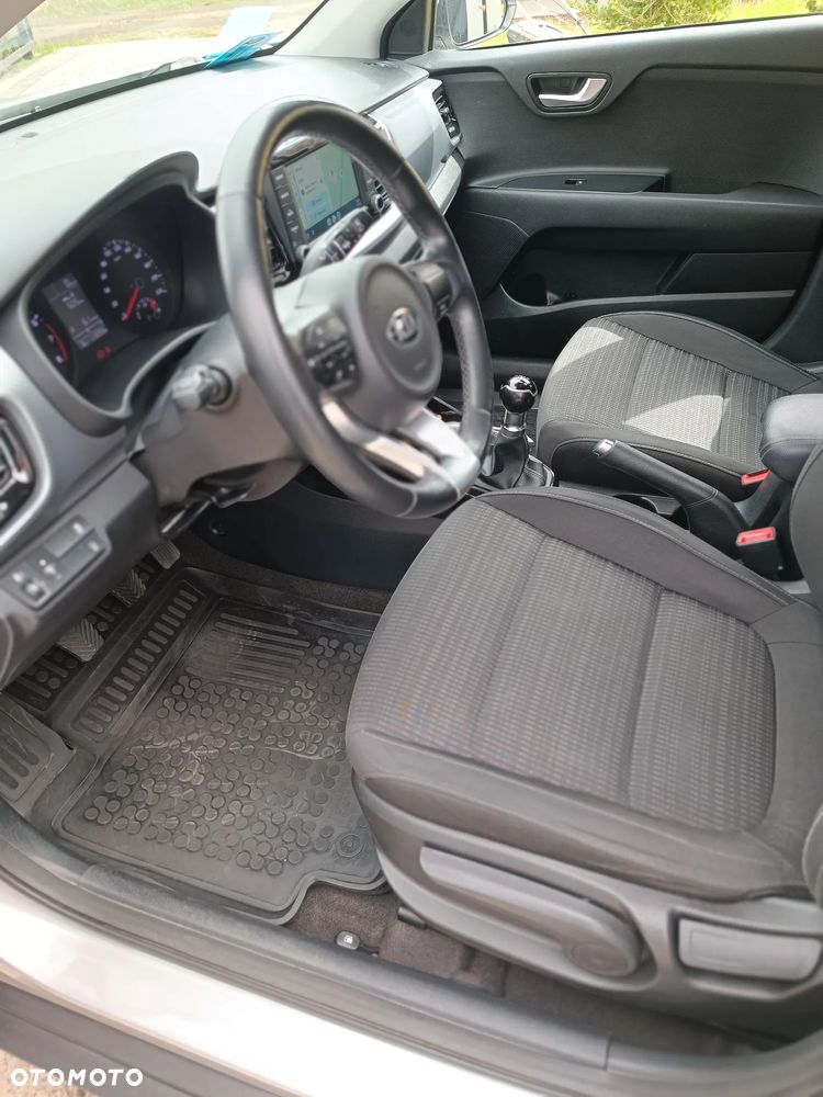 Kia Stonic 1.2 Edition 7 - 9