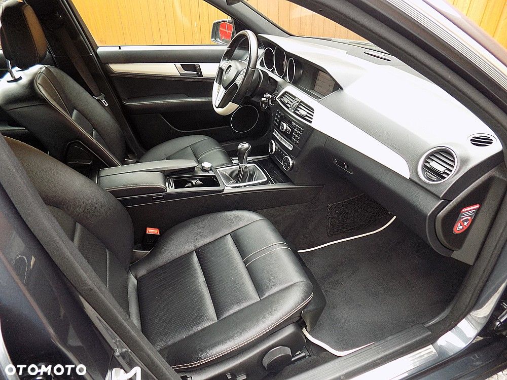 Mercedes-Benz Klasa C 200 CDI DPF (BlueEFFICIENCY) - 8