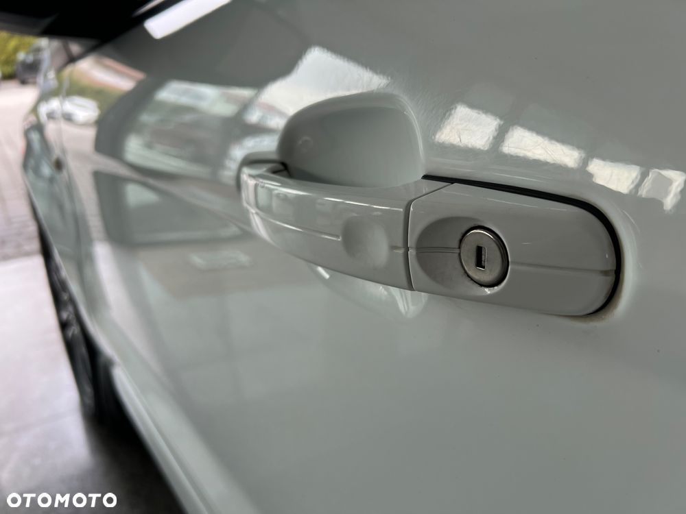 Ford Transit Connect - 10