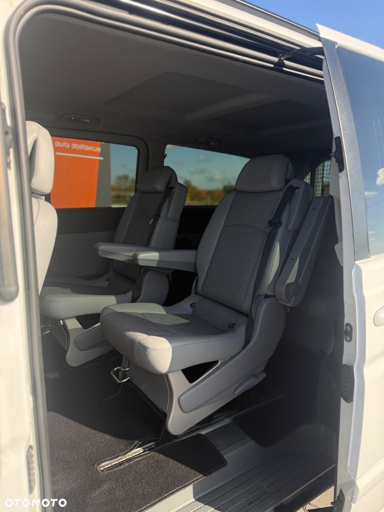Mercedes-Benz Viano 2013 photo 4