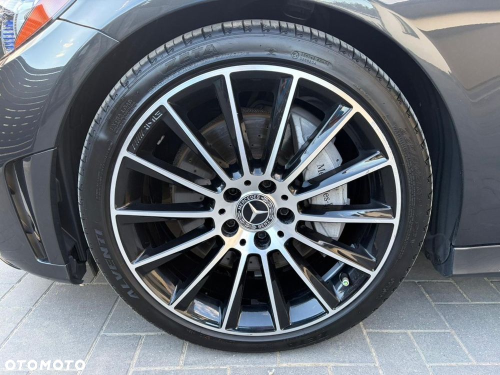 Mercedes-Benz Klasa C 300 4Matic 9G-TRONIC AMG Line Plus - 36