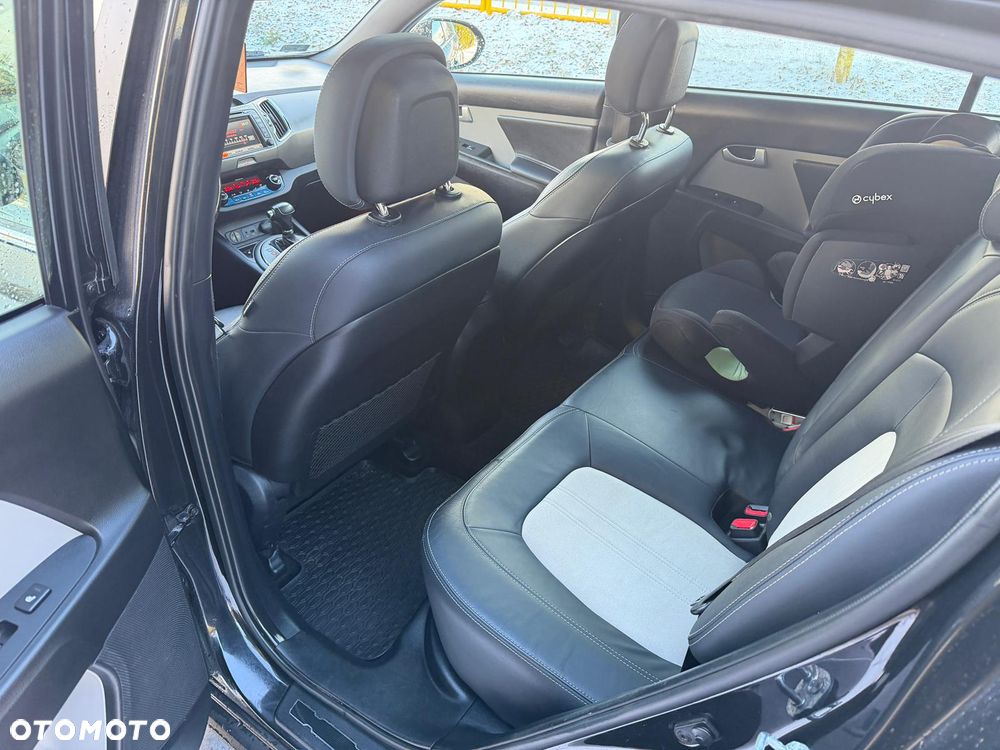 Kia Sportage 2.0 CRDI XL AWD - 10