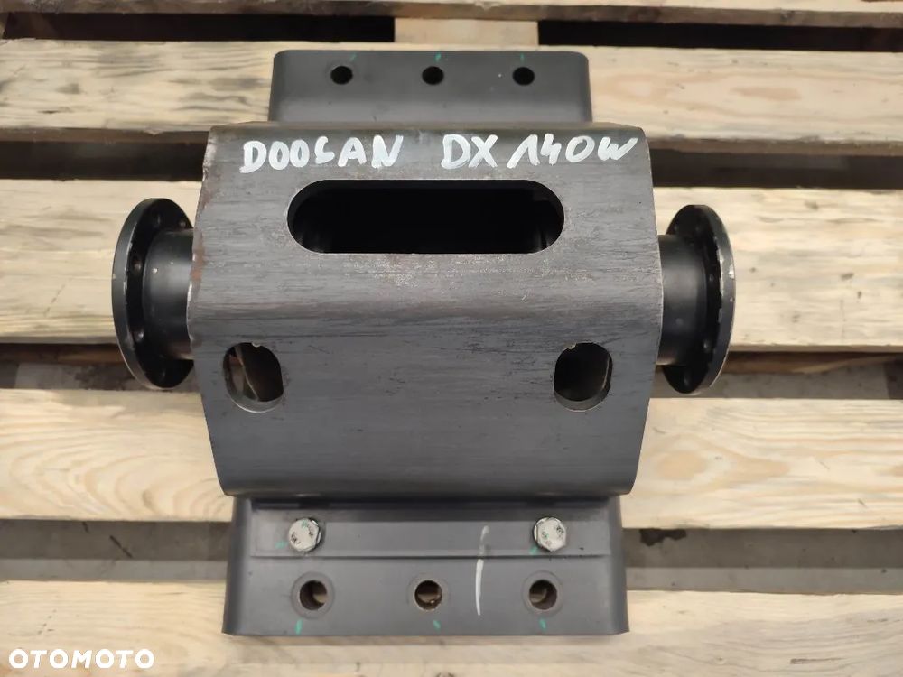 Mocowanie podpora wału DOOSAN DX 140 W - 6