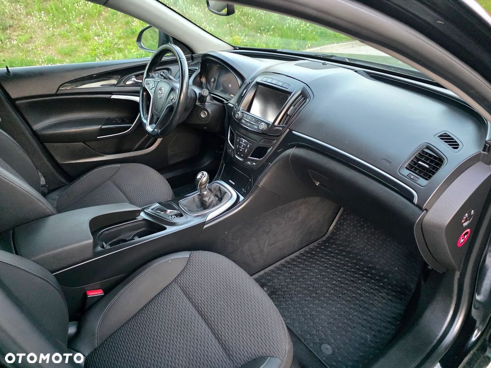 Opel Insignia - 14