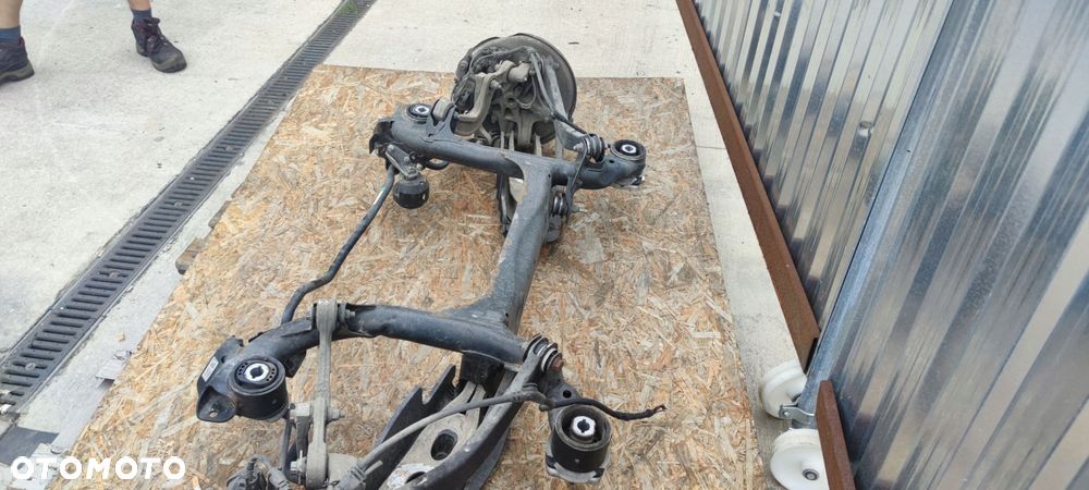 SANKI WÓZEK TYŁ AUDI A4 B9 A5 8W0505235AE *2 - 9