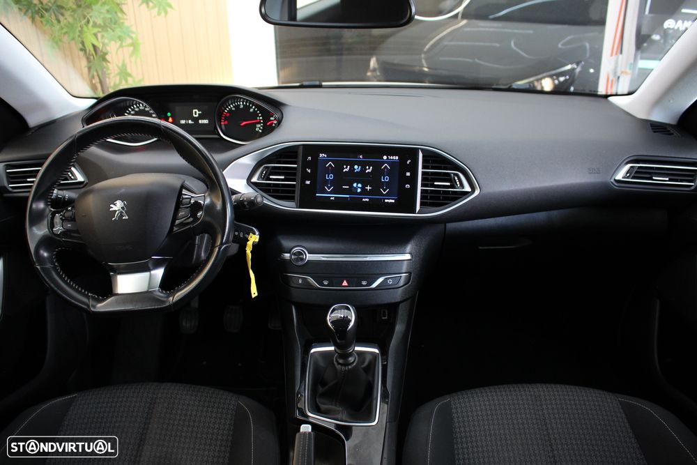 Peugeot 308 1.5 BlueHDi Active Pack - 28