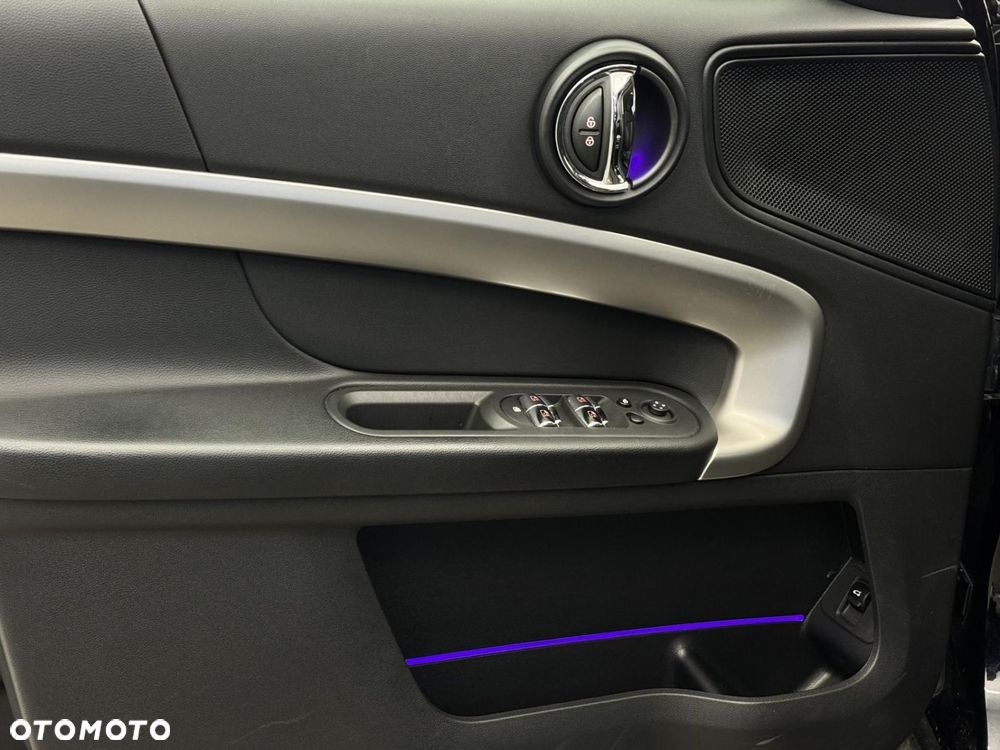 MINI Countryman - 16