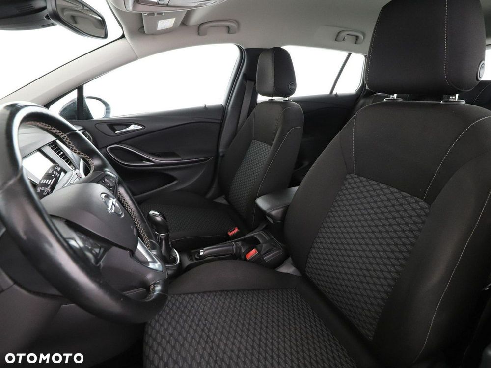 Opel Astra 1.4 T Elite S&S - 14