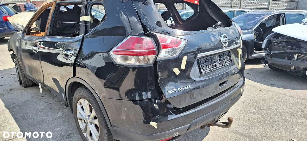 Nissan xtrail T32 2WD belka zawieszenie tył - 4