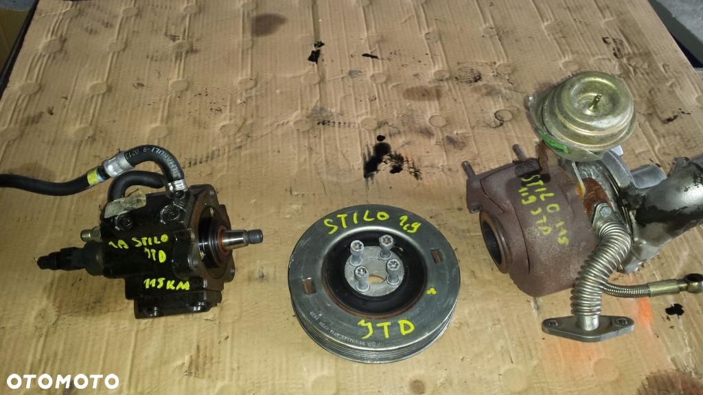 pompa wtryskowa fiat stilo 1.9 JTD - 1