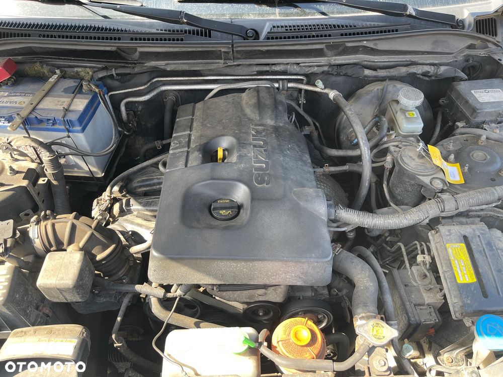 Suzuki Grand Vitara 2.0 De luxe - 15