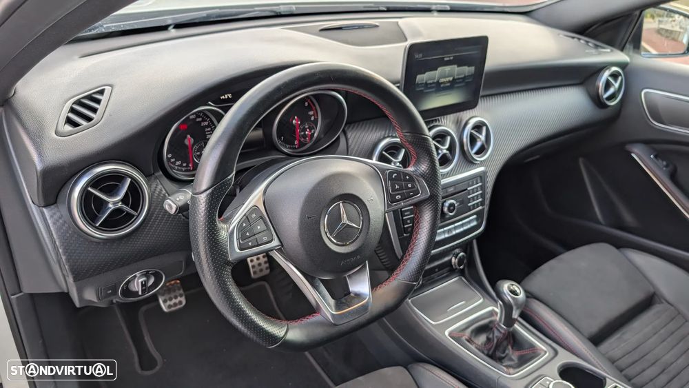 Mercedes-Benz A 180 d AMG Line - 7