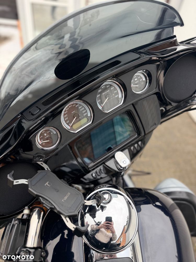 Harley-Davidson Electra - 23