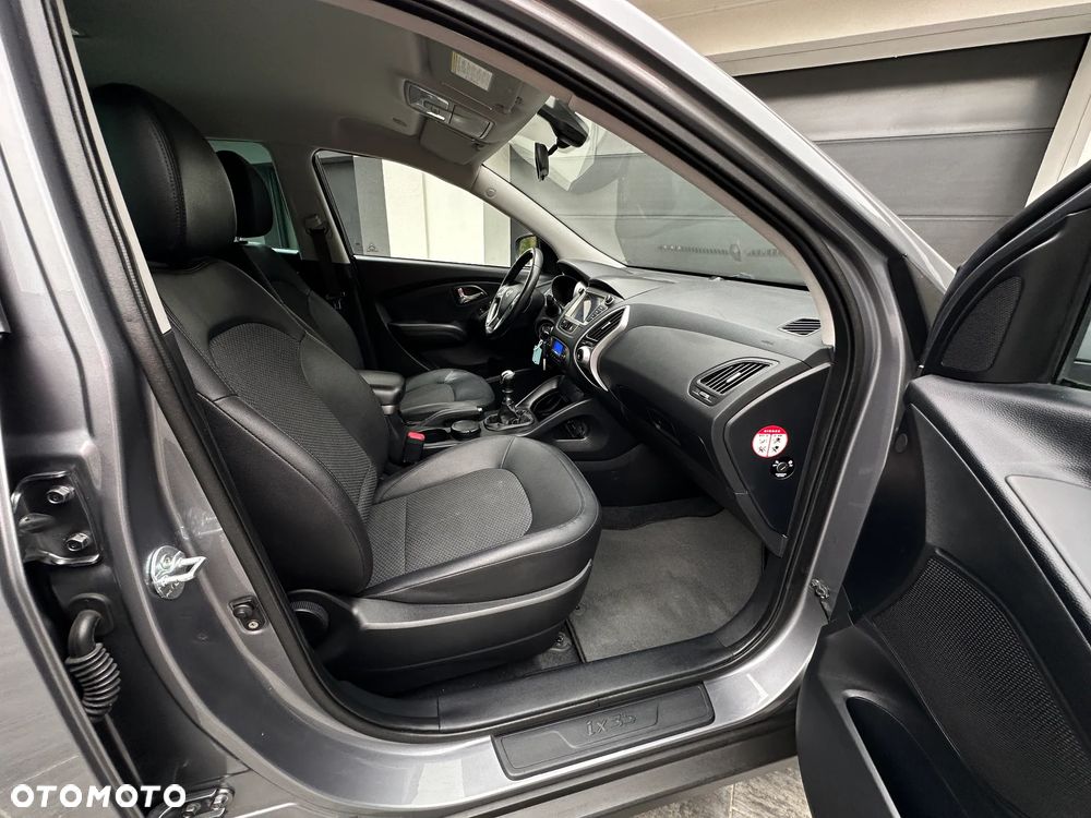 Hyundai ix35 - 23